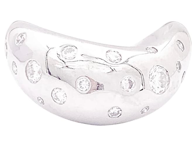Fred ring "Mouvementée" white gold, diamonds.  ref.1840057
