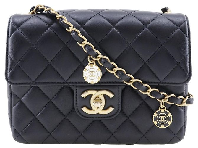 Chanel Matelasse Shoulder Bag Black