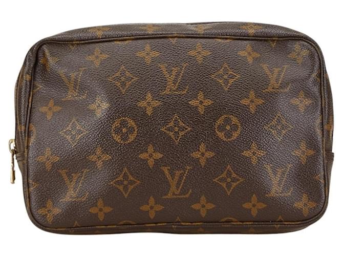 Pasta de Maquiagem Louis Vuitton Marrom Lona  ref.1842358