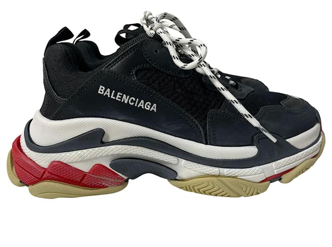 City Balenciaga Triple S Sneakers in Black Polyester  ref.1845153