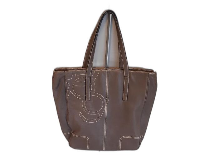 Purificacion Garcia Bolso Castaño Caqui