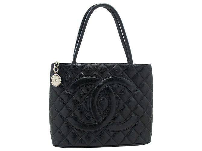 Medaillon Medalhão Chanel Preto