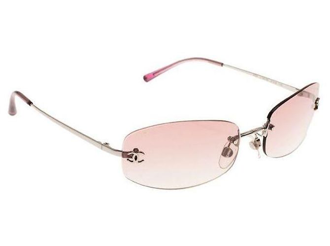 Occhiali da sole Chanel 4002 rosa con logo