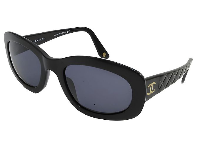 Occhiali da sole Chanel neri e dorati in plastica Nero D'oro