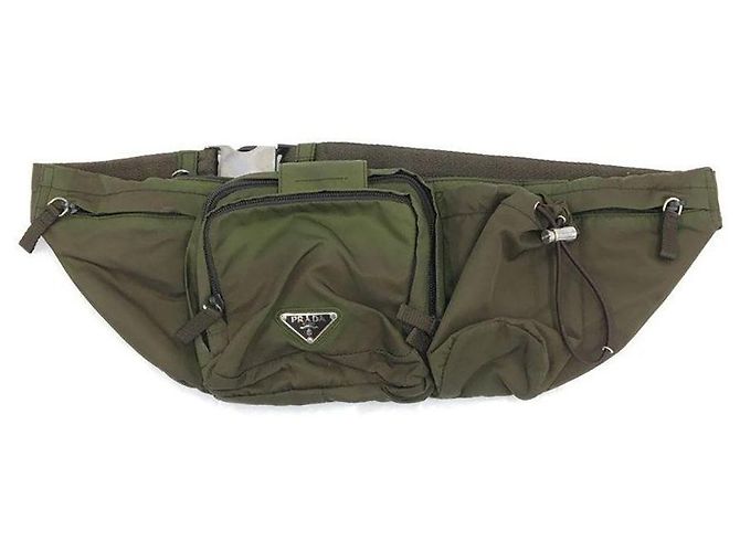 Clutch Prada de Nylon Khaki Verde Oscuro Caqui