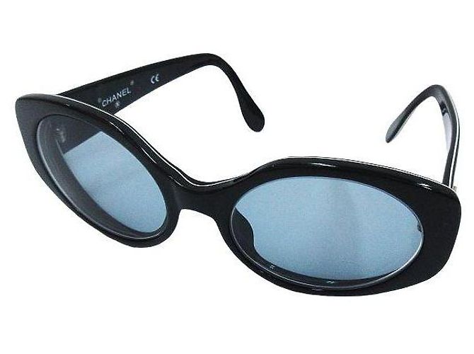 Chanel Sunglasses Black and Gold Plastic Golden