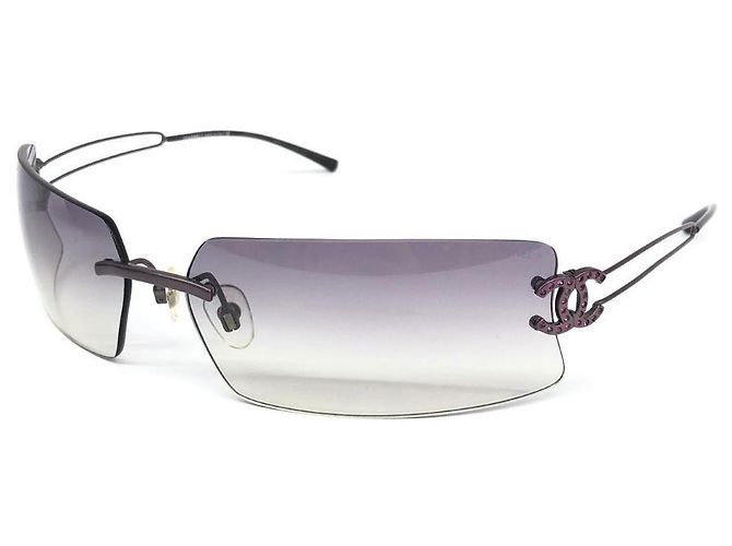 Occhiali da sole Chanel CC Logo strass argento e viola Porpora