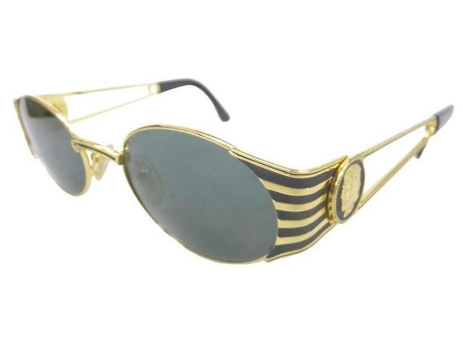 Fendi Sunglasses Black and Gold Plastic Golden