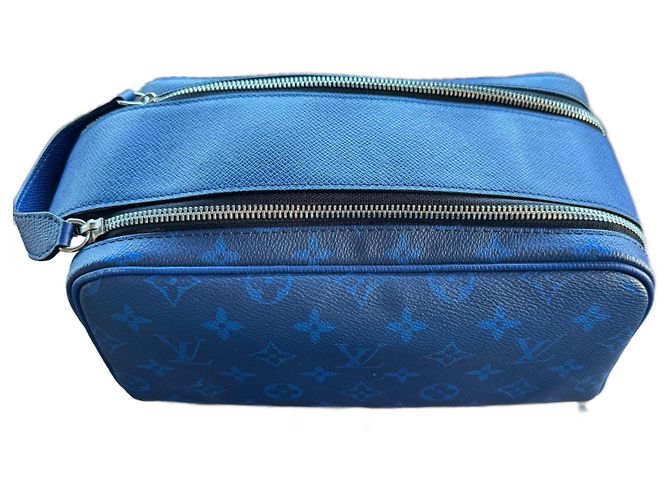 Necessaire Louis Vuitton azul
