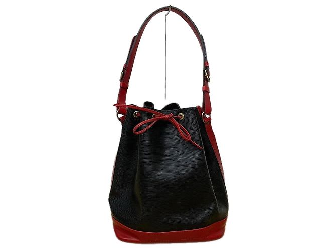 Louis Vuitton Epi Noe Bicolor Shoulder Bag M44017 Red