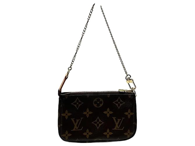 Louis Vuitton Monogram Pochette Accessoires Brown Patent leather  ref.1870873