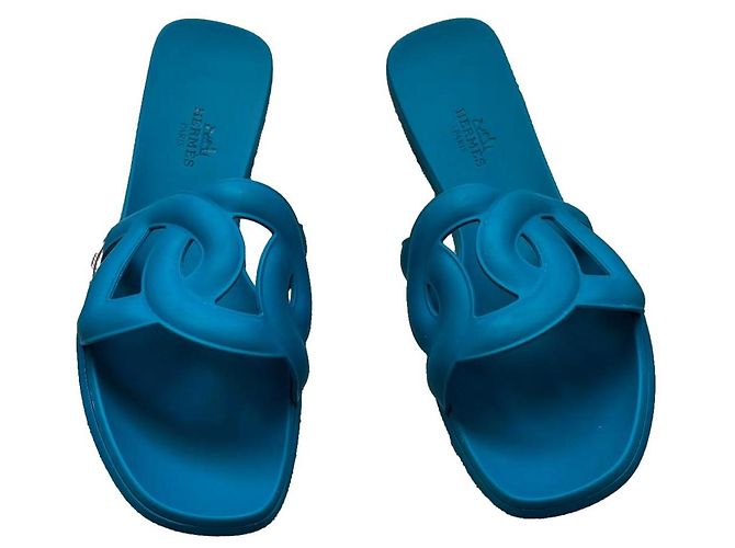 Hermès Aloha Blue