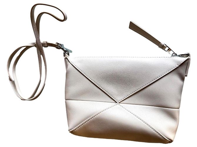 Loewe Puzzle Handtasche Pelz Beige Aus weiß