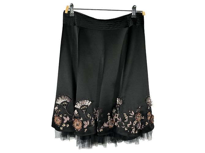 Falda circular de seda bordada Karen Millen Negra Negro