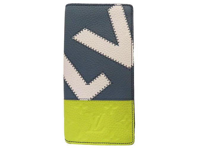 Louis Vuitton Portefeuille Brazza Wallet M81440