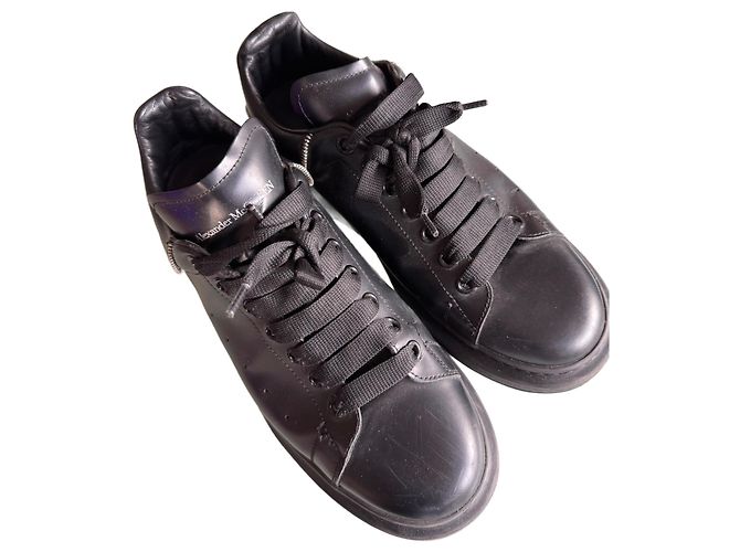 Alexander McQueen Sneaker Schwarz aus Pelz