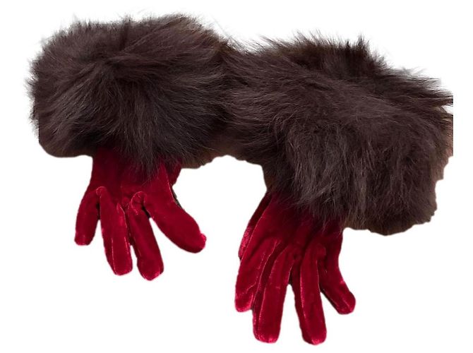 Autre Marque Luvas de veludo vermelho com borda de pele