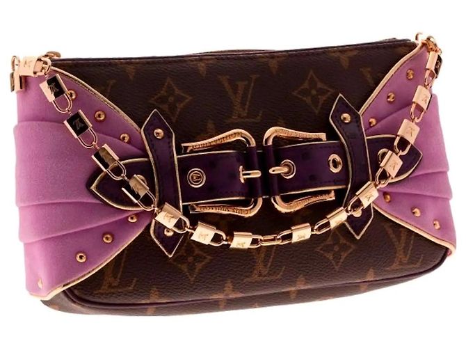 Louis Vuitton Extraordinaire Monogram Ostrich Pochette