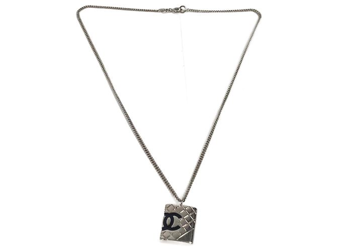 Colar de corrente CC Coco Mark da linha Cambon 05A da Chanel Prata