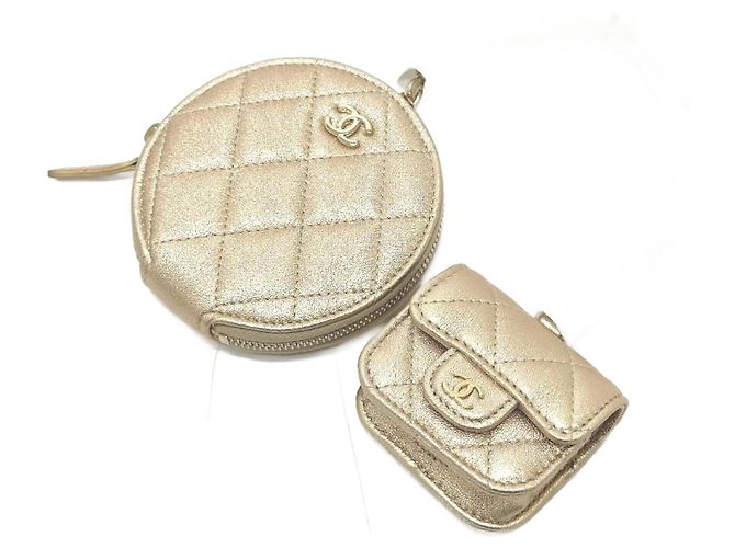 Chanel 2024 Matelassé Coco Mark Charm per Borsa D'oro
