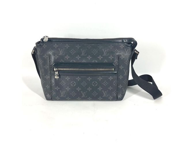 Bolsa Odyssey PM Monogram Eclipse Louis Vuitton Preto