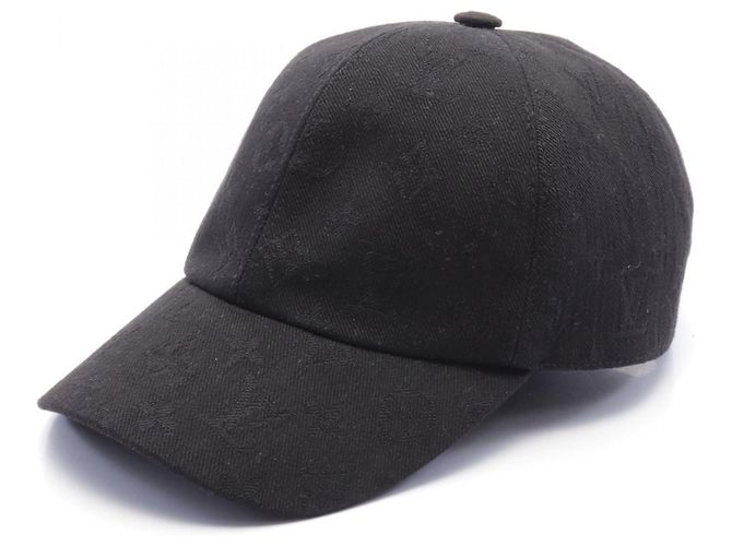 Cappello essenziale Monogram Louis Vuitton M76585 Nero
