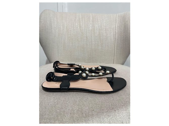 Sandali GUCCI T.EU 38.5 Pelle Nero