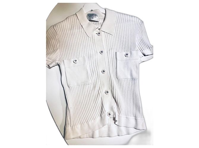 Cambon Polo Chanel de algodón blanco con botones logo CC