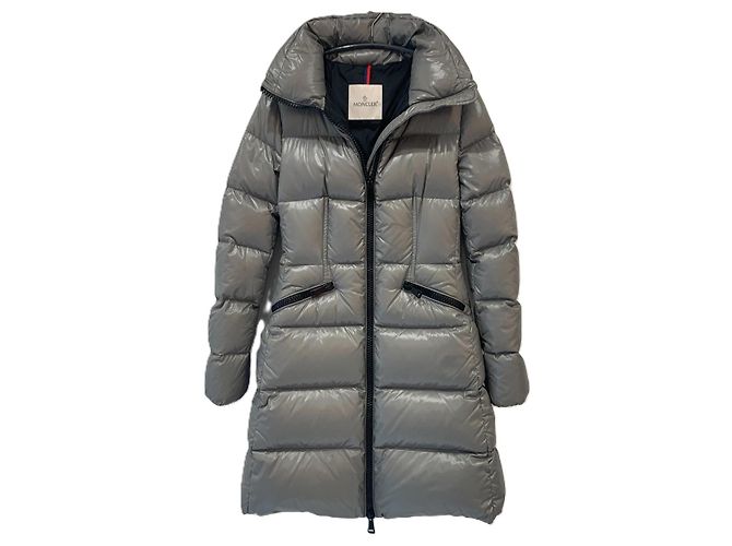 Moncler JASMINUM Giacca Lunga in Piuma Grigia Marrone