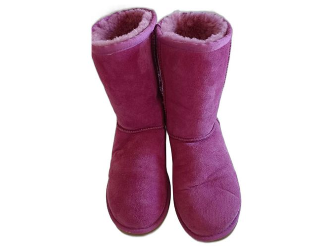 Autre Marque UGG Classic Short Stiefeletten Wildleder Fuchsia Fuschia