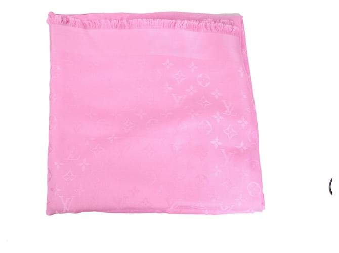 LOUIS VUITTON - Louis Vuitton Monogram Classic Shawl in Pink Silk  ref.1901277