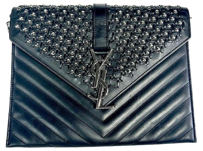 Bolsa envelope matelassé Monogram Mix YVES SAINT LAURENT Preto