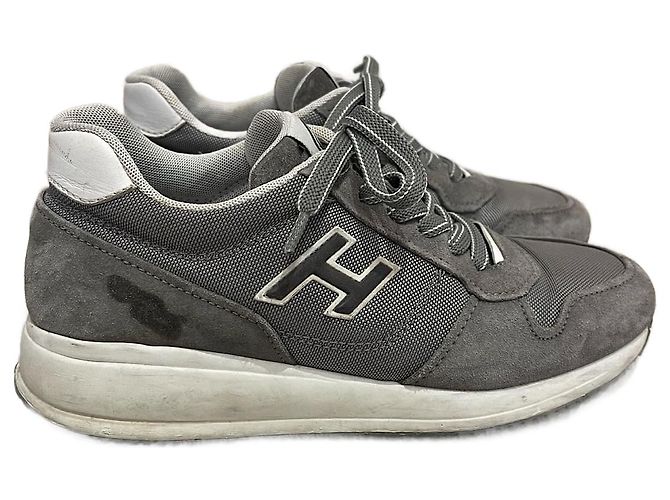 Baskets HOGAN T.EU 39 Suède Gris