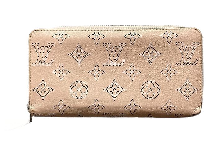 Louis Vuitton Mahina Zippy Wallet M82755 Pink