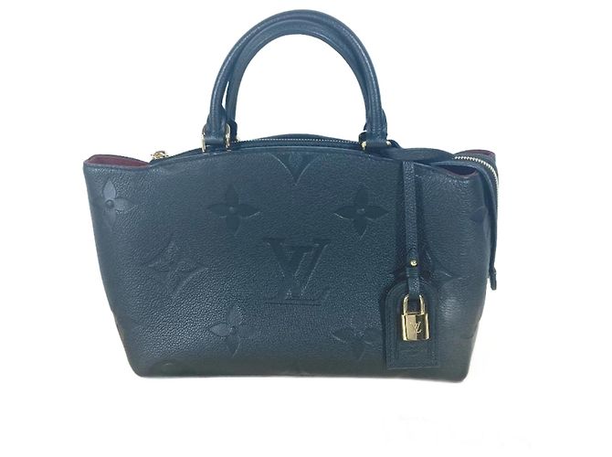 Sac à main Petit Palais PM en Monogram Empreinte de Louis Vuitton Noir