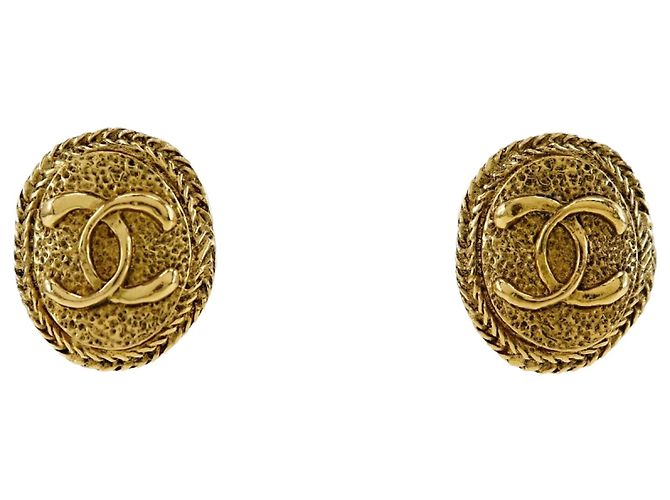 Orecchini a clip placcati in oro Chanel Coco Mark D'oro