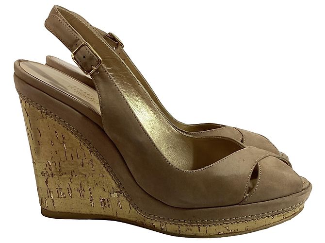 Stuart Weitzman Escarpins à talon compensé à bout ouvert en daim marron