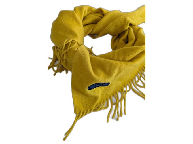 Lenço triangular de cashmere Burberry amarelo