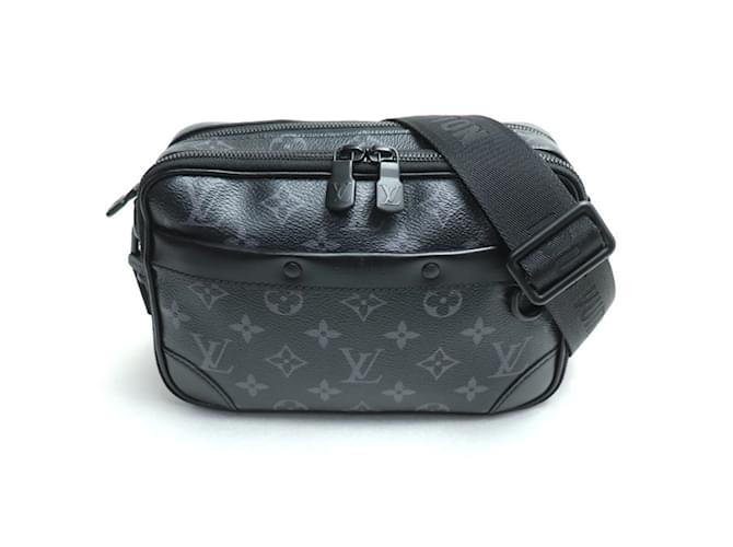 Louis Vuitton Alpha Shoulder Bag Black Cloth  ref.1928297