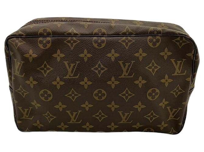 Bolsa Clutch True Toilet 28 Monograma Louis Vuitton Marrom Couro envernizado  ref.1928989