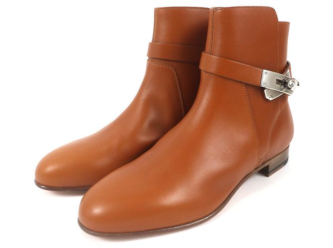 Hermès Botas curtas de couro com fivela Hermes Kelly 37