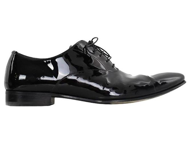 Prada Scarpe stringate in pelle verniciata nera Nero 