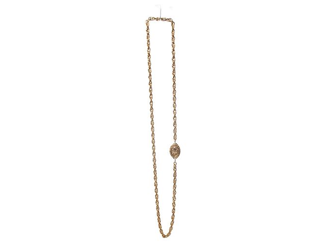 Chanel, colar de corrente com coroa de ouro Dourado