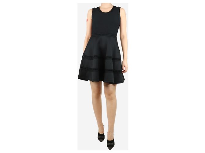 Carven Schwarzes ärmelloses Ripp-Midi-Kleid - Größe M