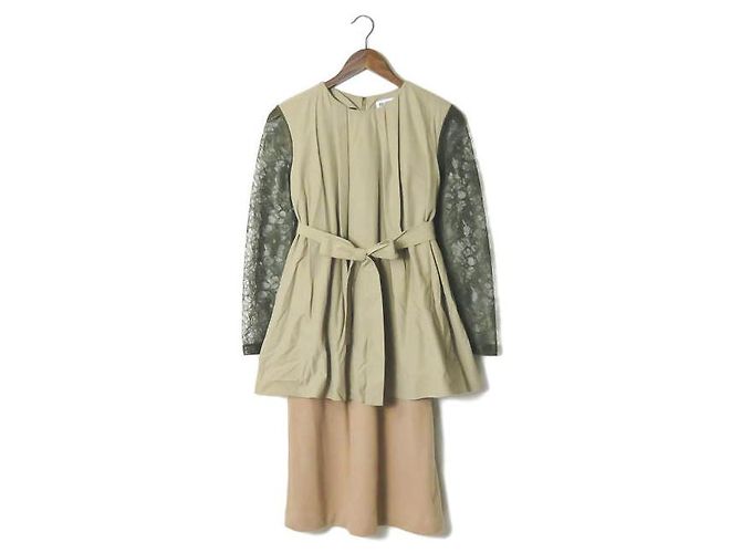 Autre Marque YOSHIYO Spitzenärmel Schichtkleid Beige