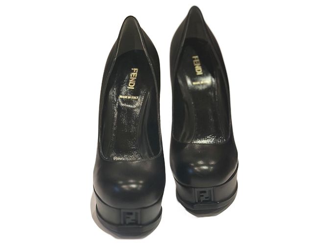 Fendi Black Leather Heels Size 38