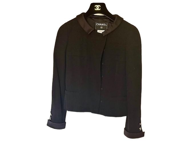 Chanel Jacke aus schwarzem Tweed Größe 36