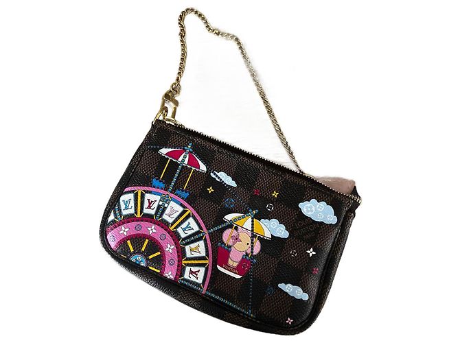 Louis Vuitton Purses, wallets, cases Chocolate