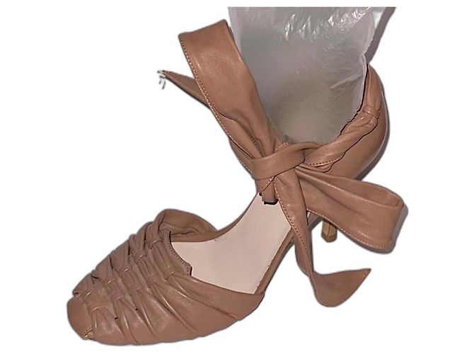 Escada High Heels aus Leder Camel Größe 38 Kamel