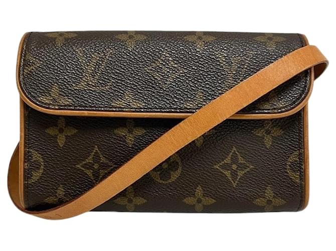 Louis Vuitton Florentine Brown Cloth  ref.1945032